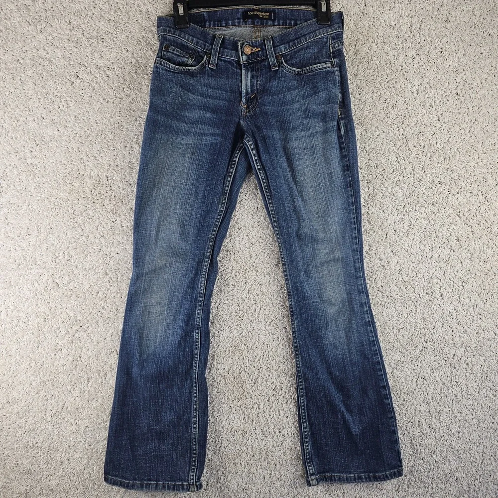 Levis 524 Too Superlow Bootcut Jeans Womens 3 Short 28x29 Blue Denim